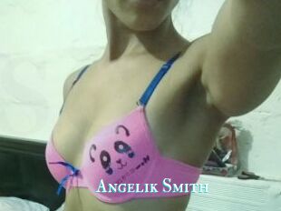 Angelik_Smith