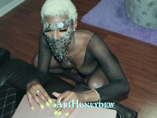 AriHoneydew