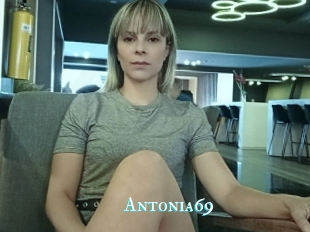 Antonia69