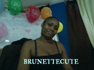 BRUNETTECUTE