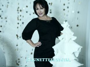 Brunettefoxygirl