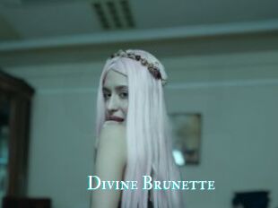Divine_Brunette