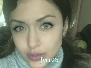 Julia82