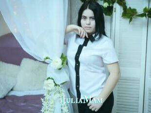 JuliaMam