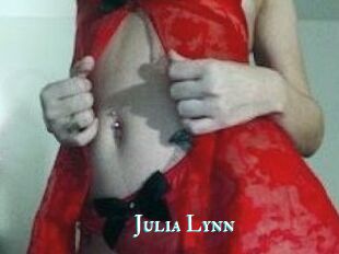 Julia_Lynn
