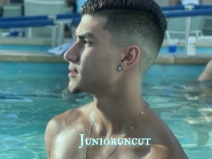 Junioruncut