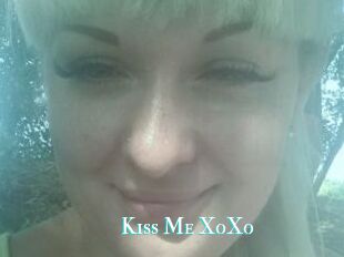 Kiss_Me_XoXo