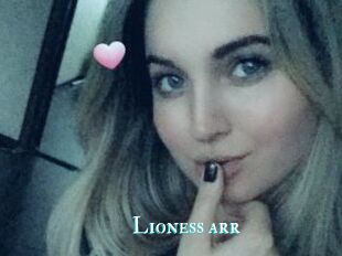 Lioness_arr