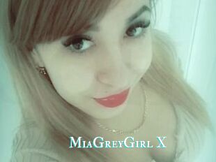 MiaGreyGirl_X