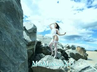 MiaMonroeXO