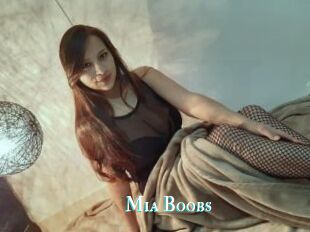 Mia_Boobs