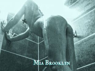 Mia_Brooklyn