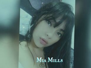 Mia_Mills