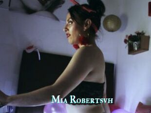 Mia_Robertsvh