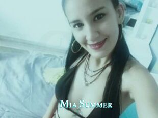 Mia_Summer