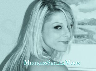 MistressSkylerMoon