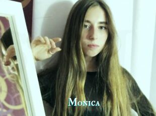 Monica_