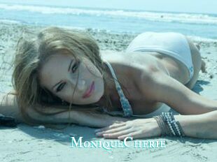 MoniqueCherie