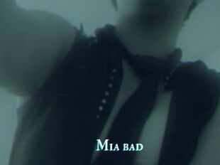 Mia_bad