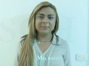 Mia_roses