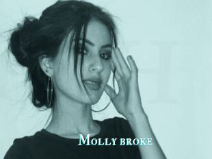 Molly_broke