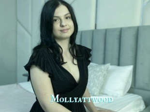 Mollyattwood