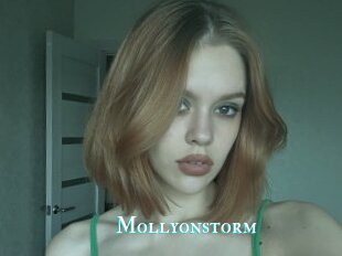 Mollyonstorm