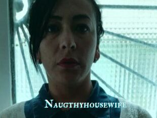 Naugthy_housewife