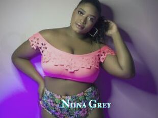 Niina_Grey