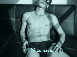 Nick_davis