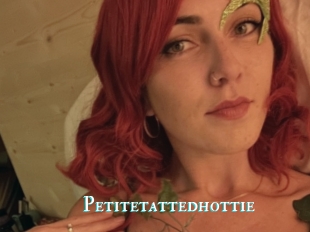 Petitetattedhottie