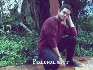 Pixlunal_shot