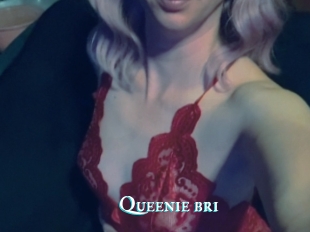 Queenie_bri