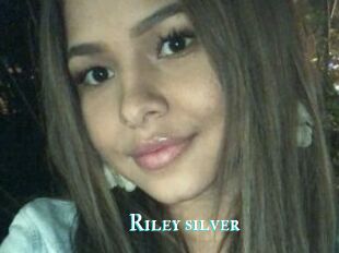 Riley_silver