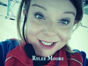Rylee_Moore