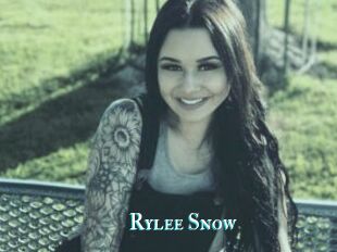 Rylee_Snow