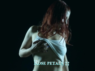 Rose_petals_33