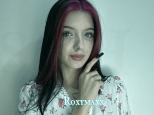 Roxymaxx