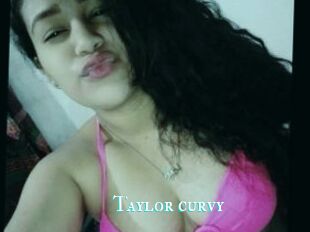 Taylor_curvy