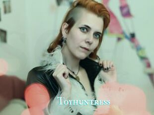 Toyhuntress