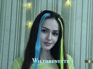 Wildbrunette