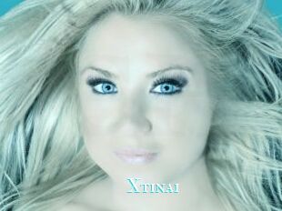 Xtina1